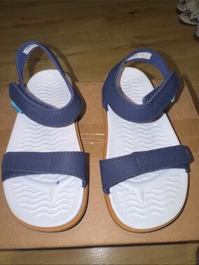 Native Shoes Kids Blue and White Hook-and-Loop Sandals
